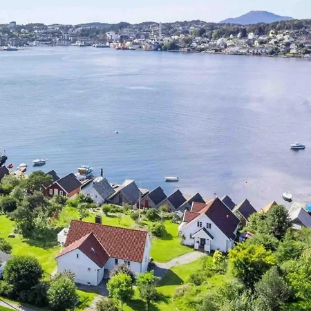 Short Way To Centre And Aker Solutions! Stord