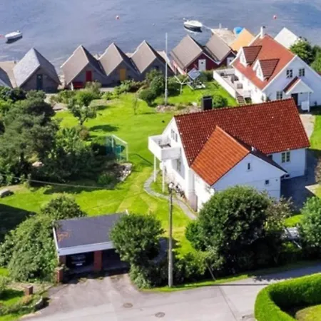 Short Way To Centre And Aker Solutions! Βίλα